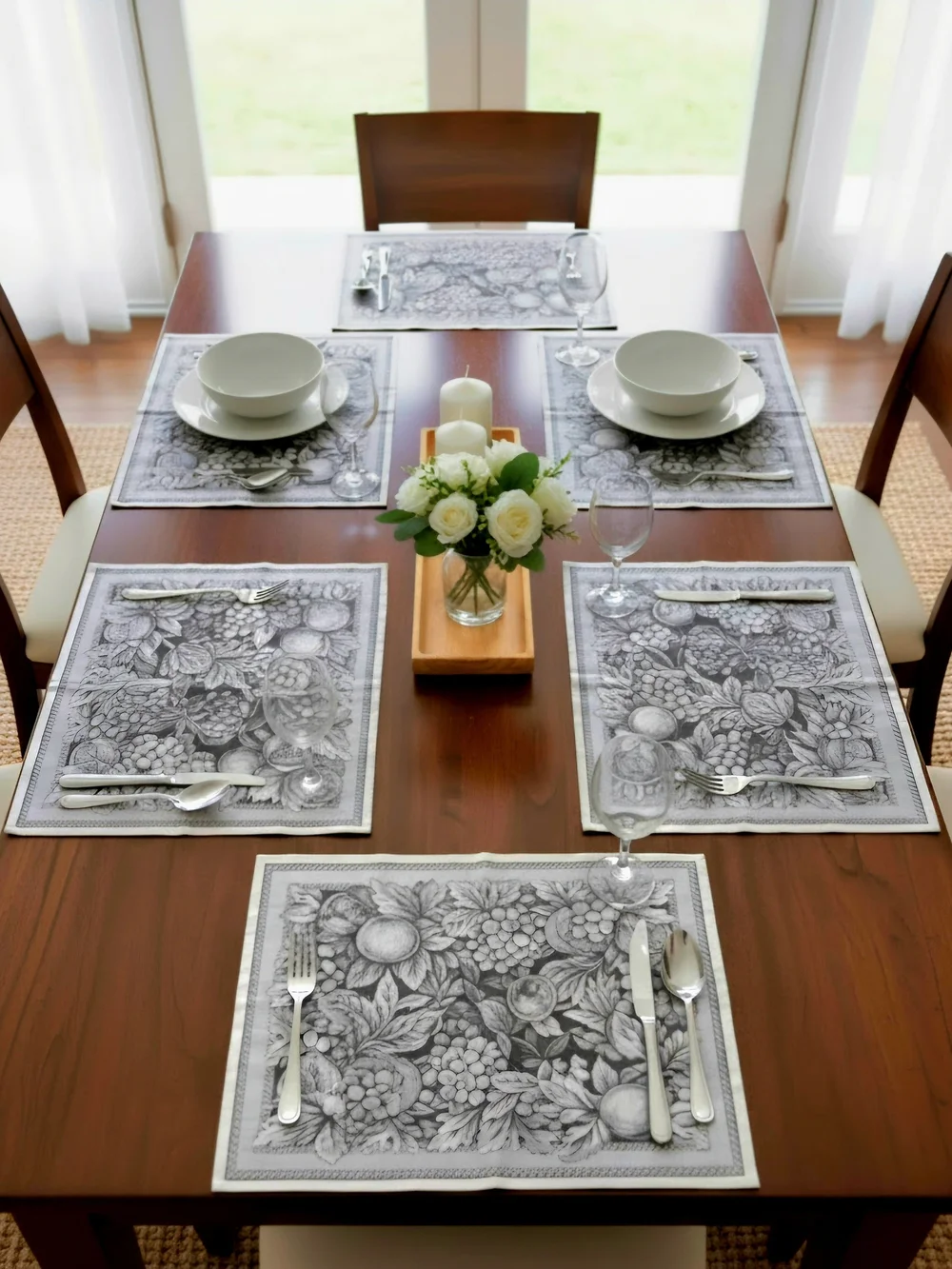 Williams&Sonoma cotton cloth napkins Placemats black-and-white Grapevine Set Of5